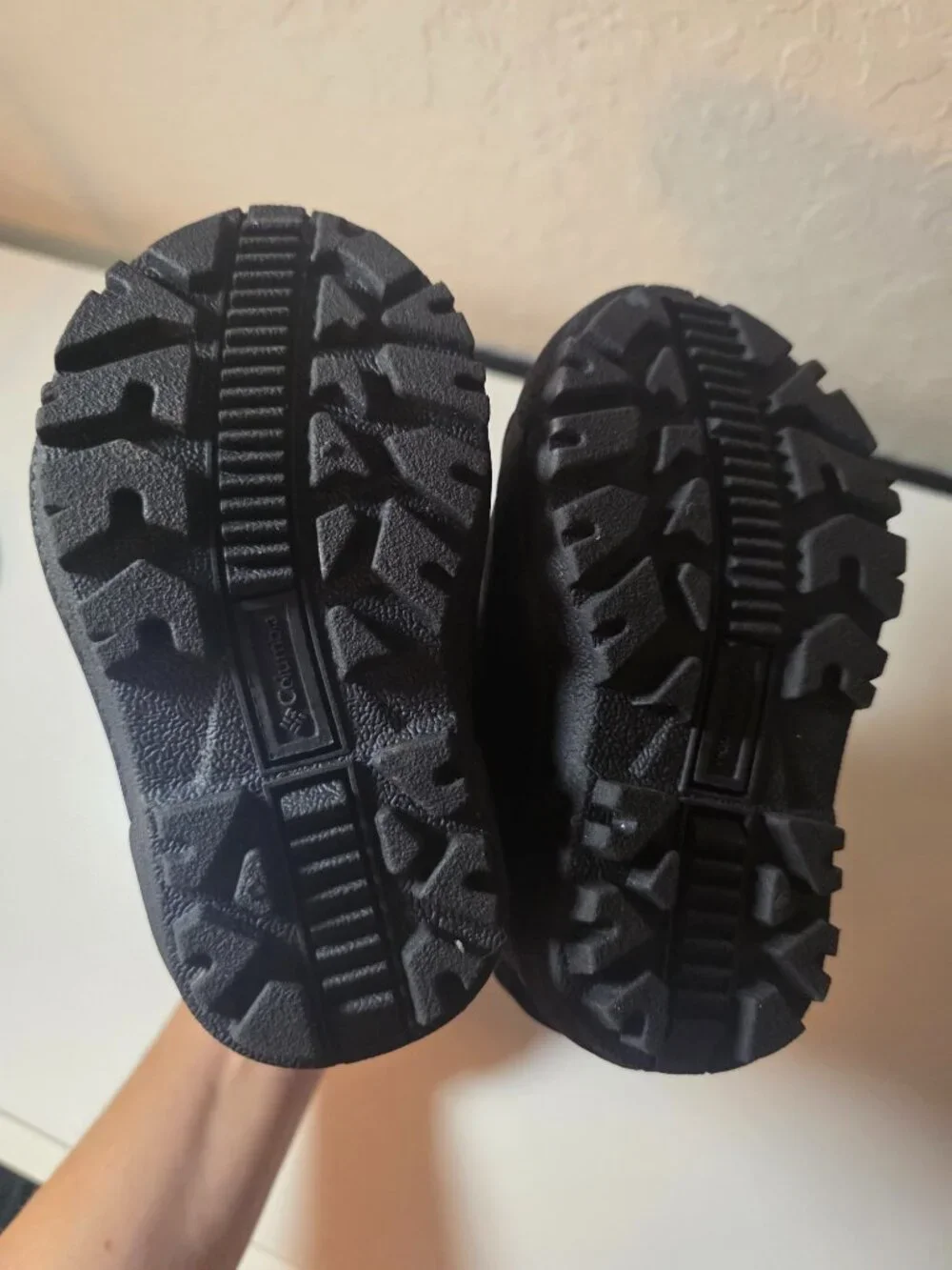 Columbia Toddler Boy 400g Insulation Blue black Snow Boots size 6 NEW
